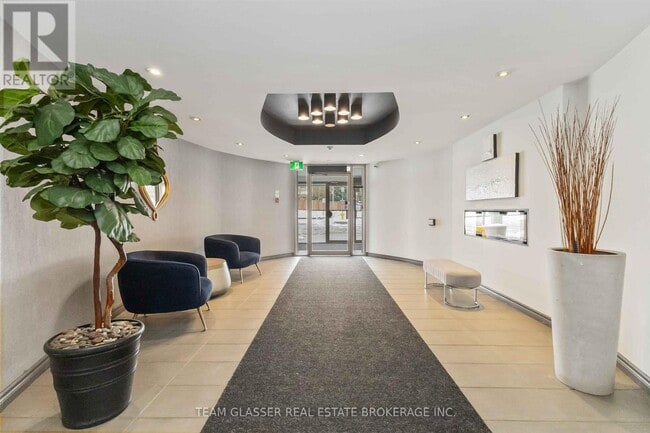 Photo - 560 Proudfoot Ln Unité 106