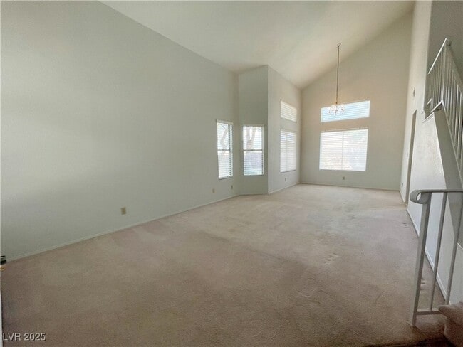 Photo - 420 Crater Ct