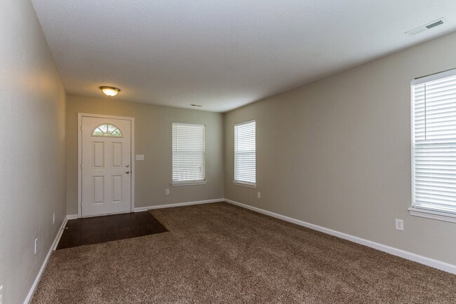 Photo - 5617 Sweet River Dr