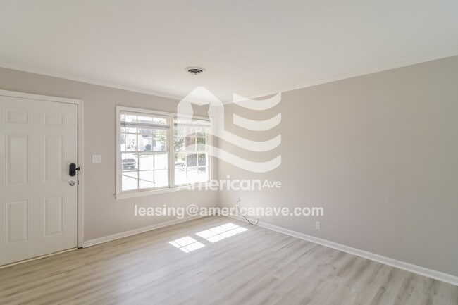 Photo - 2607 Plum St