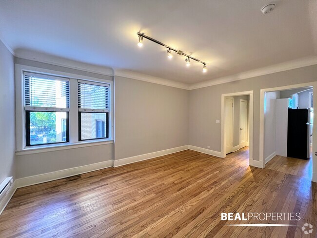 Building Photo - 2323 N Rockwell St Unit Studio Rental