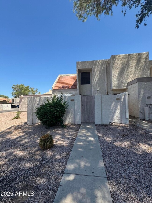 Photo - 1342 W Emerald Ave