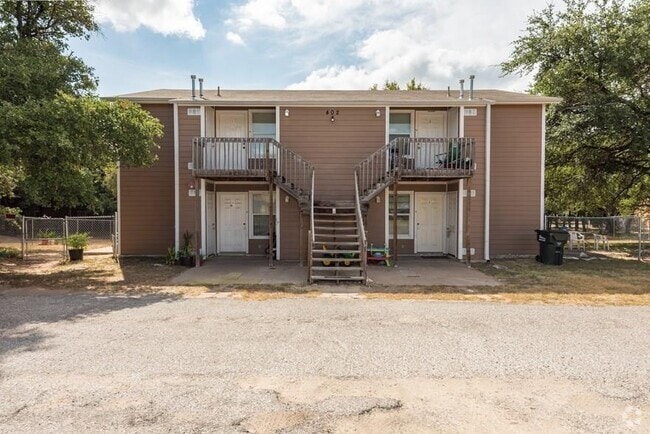Building Photo - 402 Algerita Dr Rental
