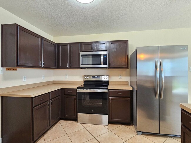Photo - HHUGE RENT REDUCTION  - AVAILABLE NOW & READY FOR MOVE-IN!