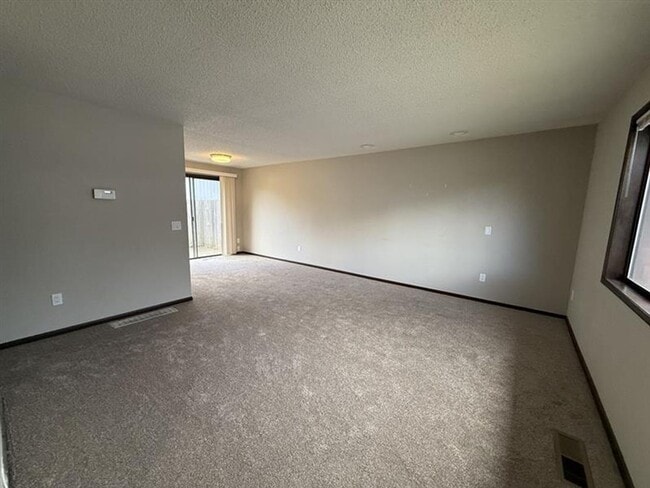 Photo - 18807 SW Butternut St