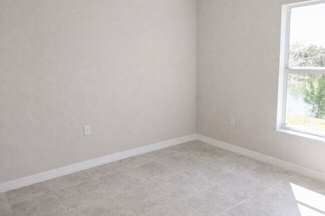 Photo - 500 NW 20th St