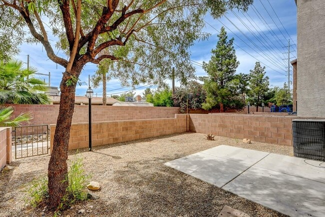 Photo - Habitat @ DTLV