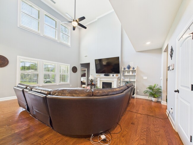 13028 Vermillion Crossing Ct