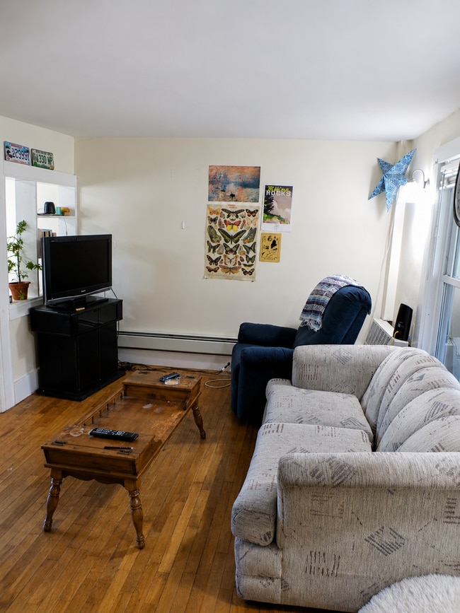 Photo - 14-16 Hamlin Street Unit 14A