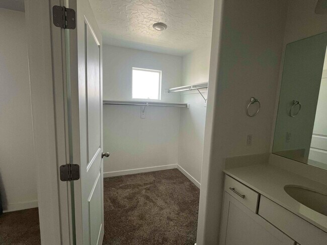 Photo - 8595 W Bowie Dr