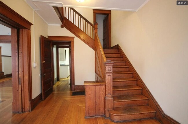 Photo - 753 Academy St