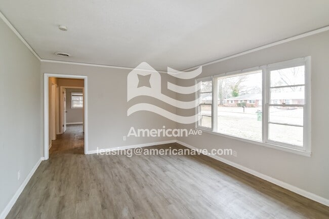 Photo - 616 Byrne Dr