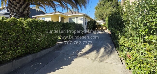 Photo - Charming Mid-Century Bungalow & Updated Cottage in the Heart of Downtown Sonoma ~340 Church Street