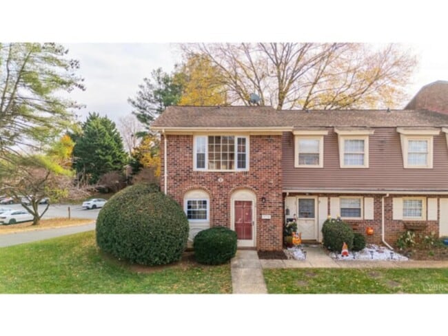 Photo - 2 Bedroom 2 Bathroom for Rent