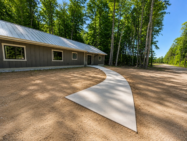 Long driveway to main road - 10671 US 31