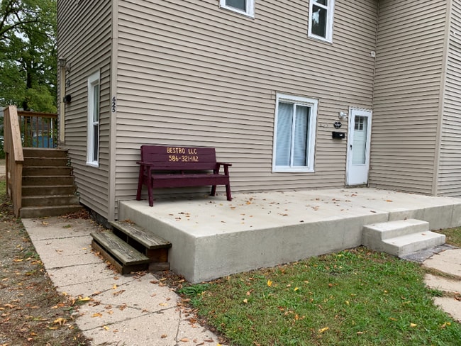 Photo - 625 S Oak St Unidad B