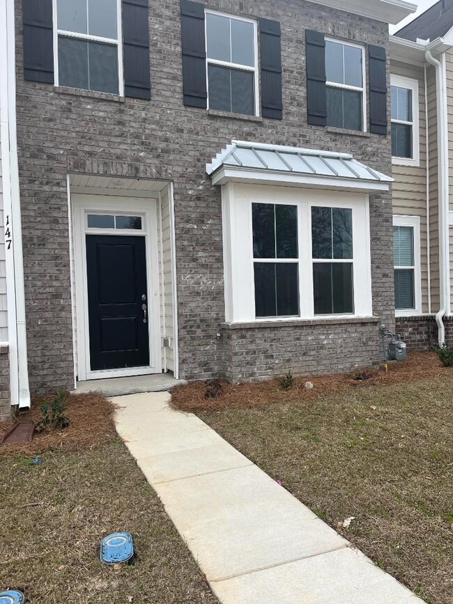 Photo - 147 Pine Gate Dr