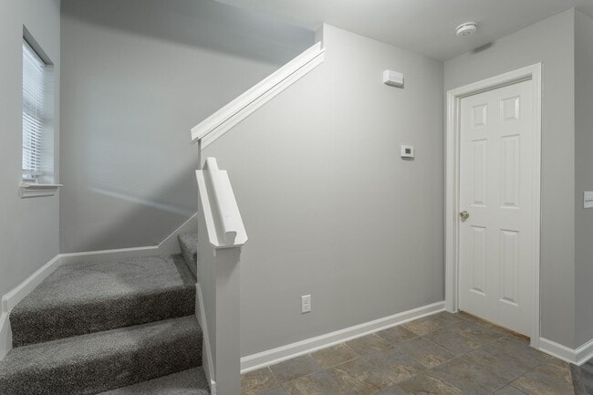 Photo - 2 Bedroom, 2 Bath Townhome with Private Pa...