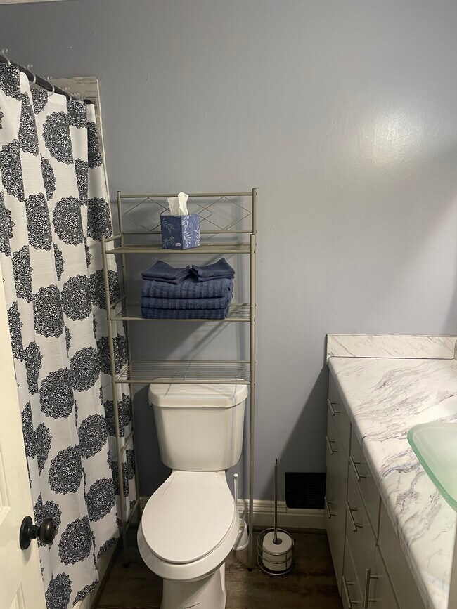 Photo - 288 Juliet Ln SW