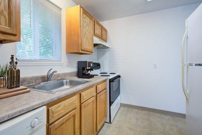 Brockport Crossings Apartments and Townhomes
