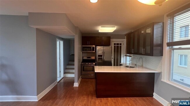 Photo - 82 Edgewater Pl Unit 1