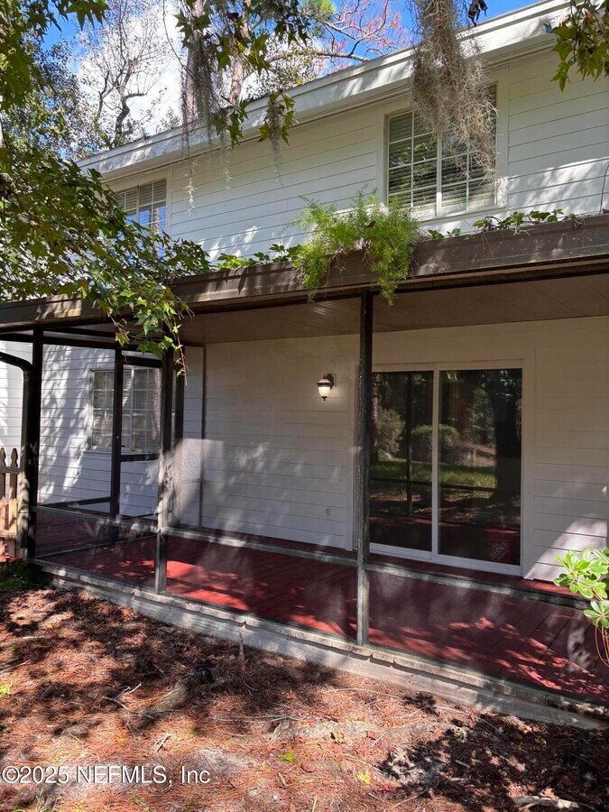 Photo - 11220 Thoreau Way E