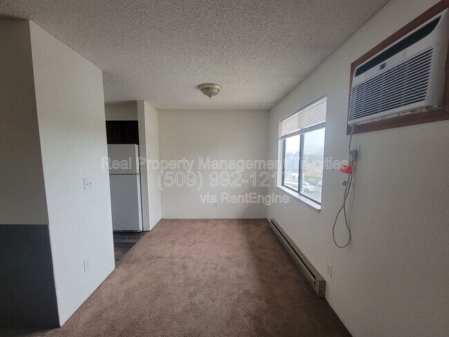 1102 S Olympia Pl Unidad D