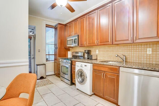 Photo - 608 Madison St