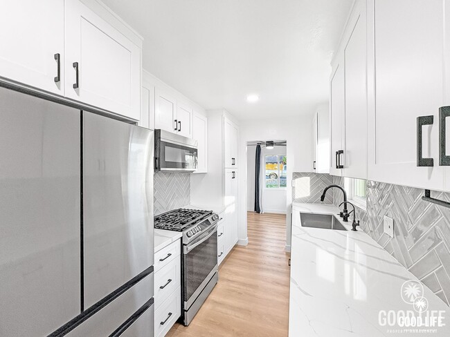 Photo - Coastal Charm Meets Modern Living in Beautiful Encinitas