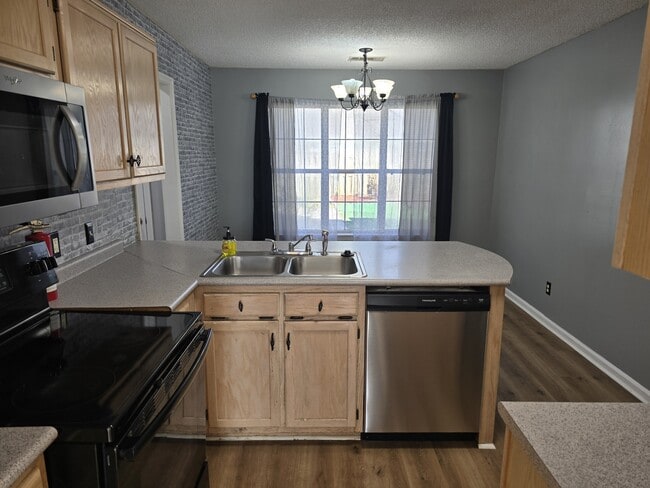 Photo - 22 Avocet Way