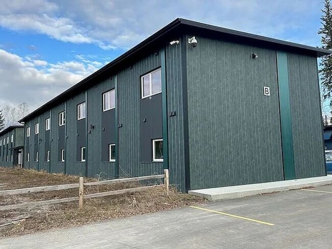 Photo - Midway Flats, LLC Unit B-2