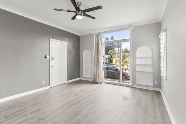 Photo - 1115 E Broadway Unidad 02