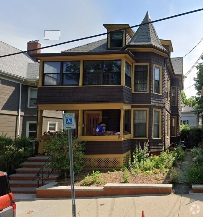 Building Photo - 52 Mt Pleasant St Rental