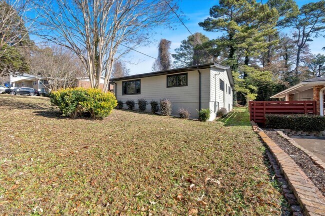 3296 Conestoga Trail