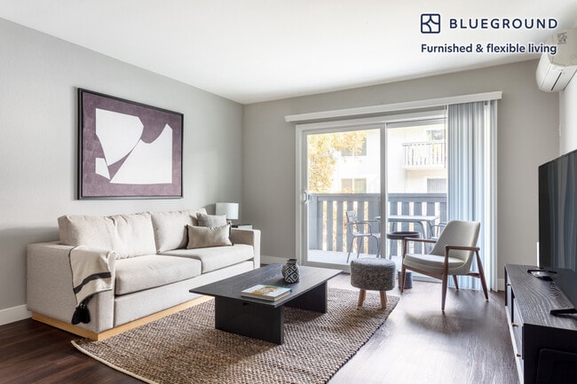 Building Photo - 655 S Fair Oaks Ave Rental