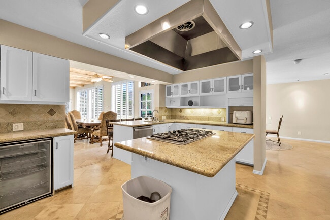 45450 Rancho Palmeras Dr