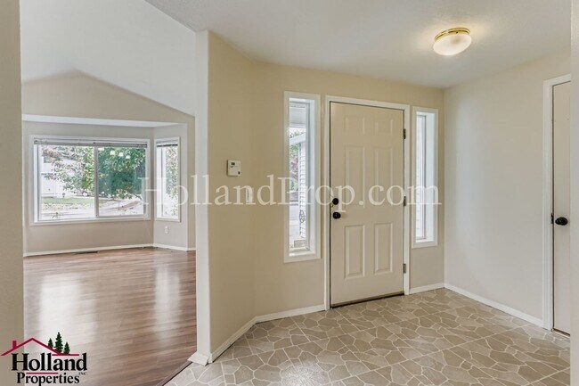 Photo - Lovely Single-Level Hillsboro Home with Br...