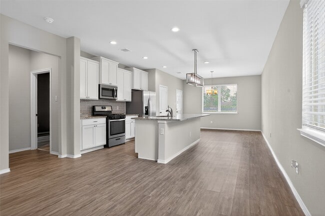 Photo - 16817 Pink Wintergreen Dr