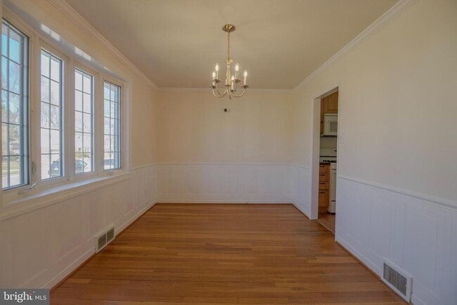 Photo - 224 Waverly Rd