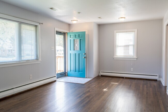 Photo - 409 Seabury Ave
