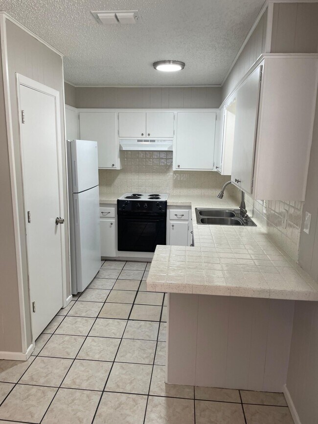 Photo - 3440 70th Dr