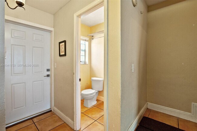 Photo - 6703 N Kendall Dr Unit 406