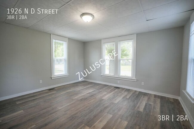 Photo - 1926 N D St