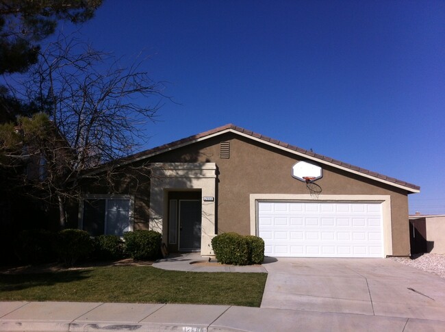 3 BEDROOM HOME NEAR EAGLE RANCH COMMUNITY ... - 3 BEDROOM HOME NEAR EAGLE RANCH COMMUNITY ...