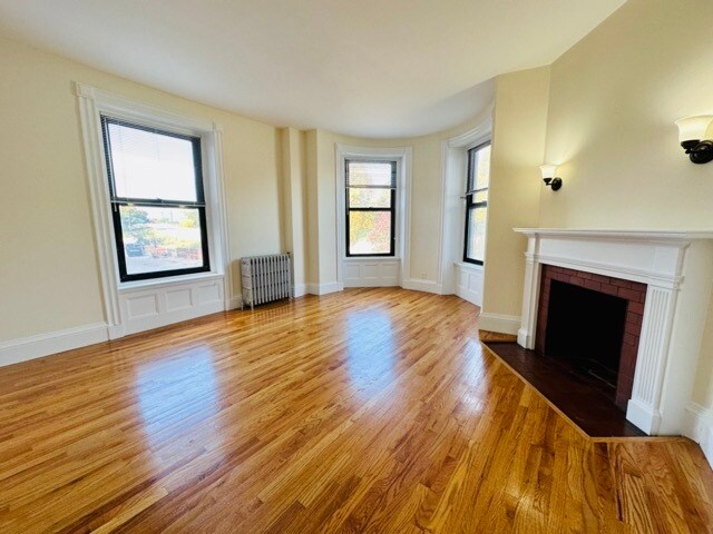 Photo - 504 Beacon St Unit 5