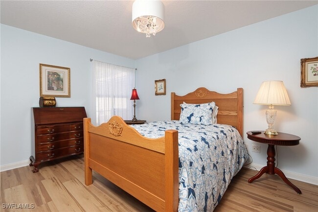 Photo - 28983 Vermillion Ln