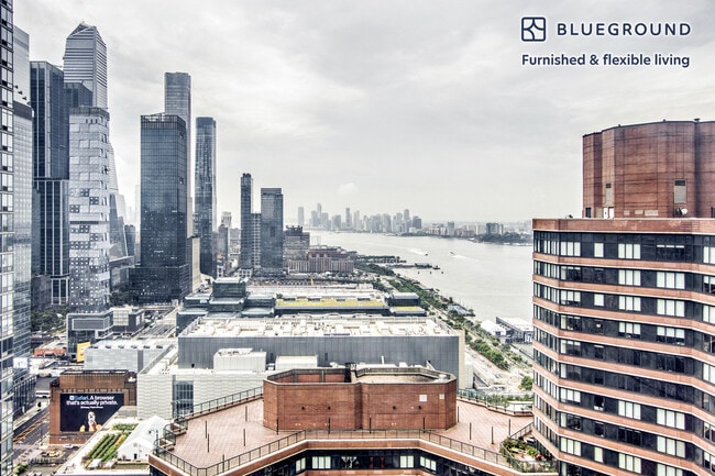 Photo - 635 W 42nd St Unidad FL36-ID1857