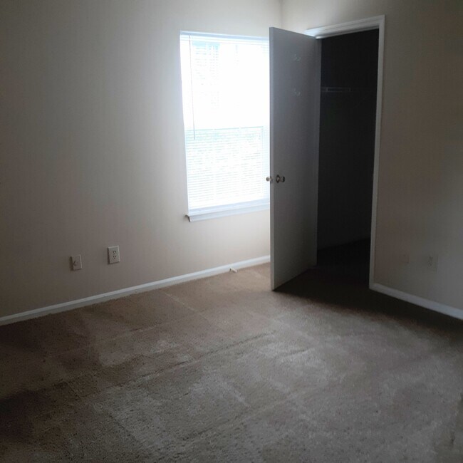 Middleton Cove Apartments For Rent in Charleston, SC