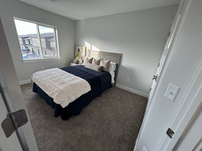Building Photo - NEW 3BR, 2.5B, heated 2 car garage