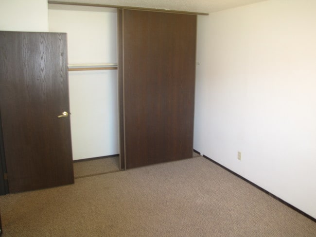 Harrison Apartments